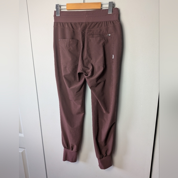 VUORI Women Sweatpants Size XS Color Burgundy/Brown - Picture 6 of 13